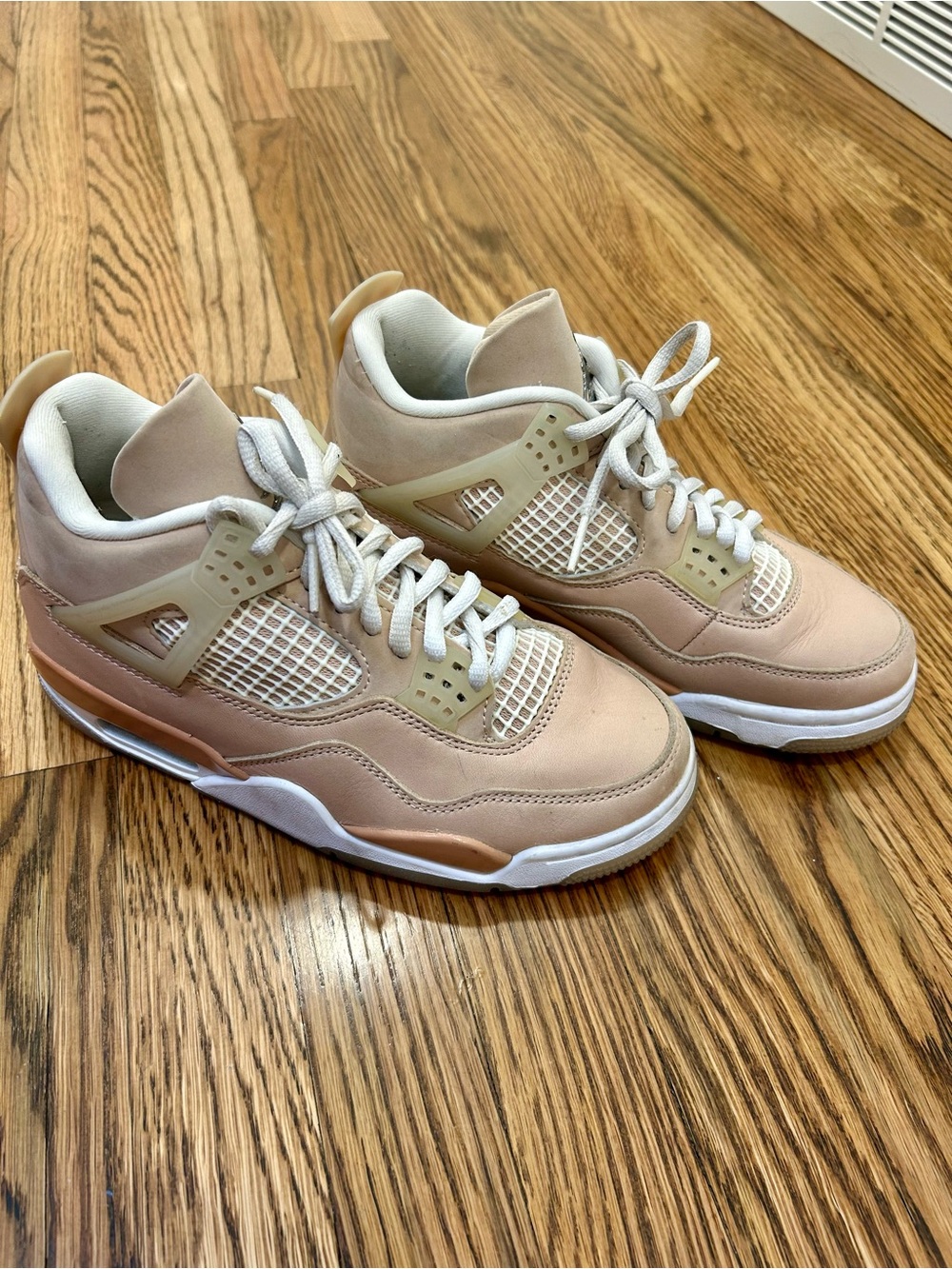 Air Jordan 4 Retro Shimmer W- size 5.5